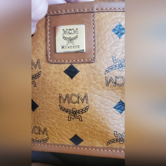 ❣️MCM Cognac Tote Bag❣️ - Picture 14 of 16